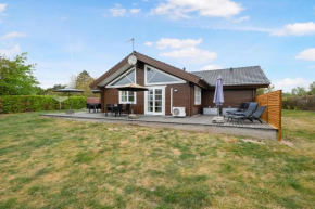 Nice Home In Ebeltoft With 3 Bedrooms And Internet in Ebeltoft